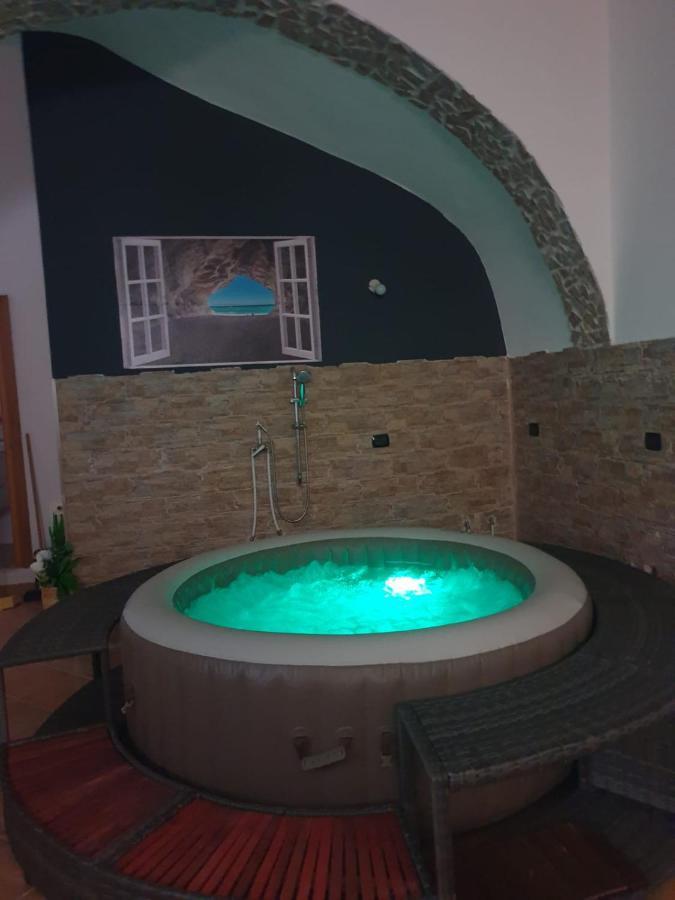 La Grotta Appartement Salerno Buitenkant foto